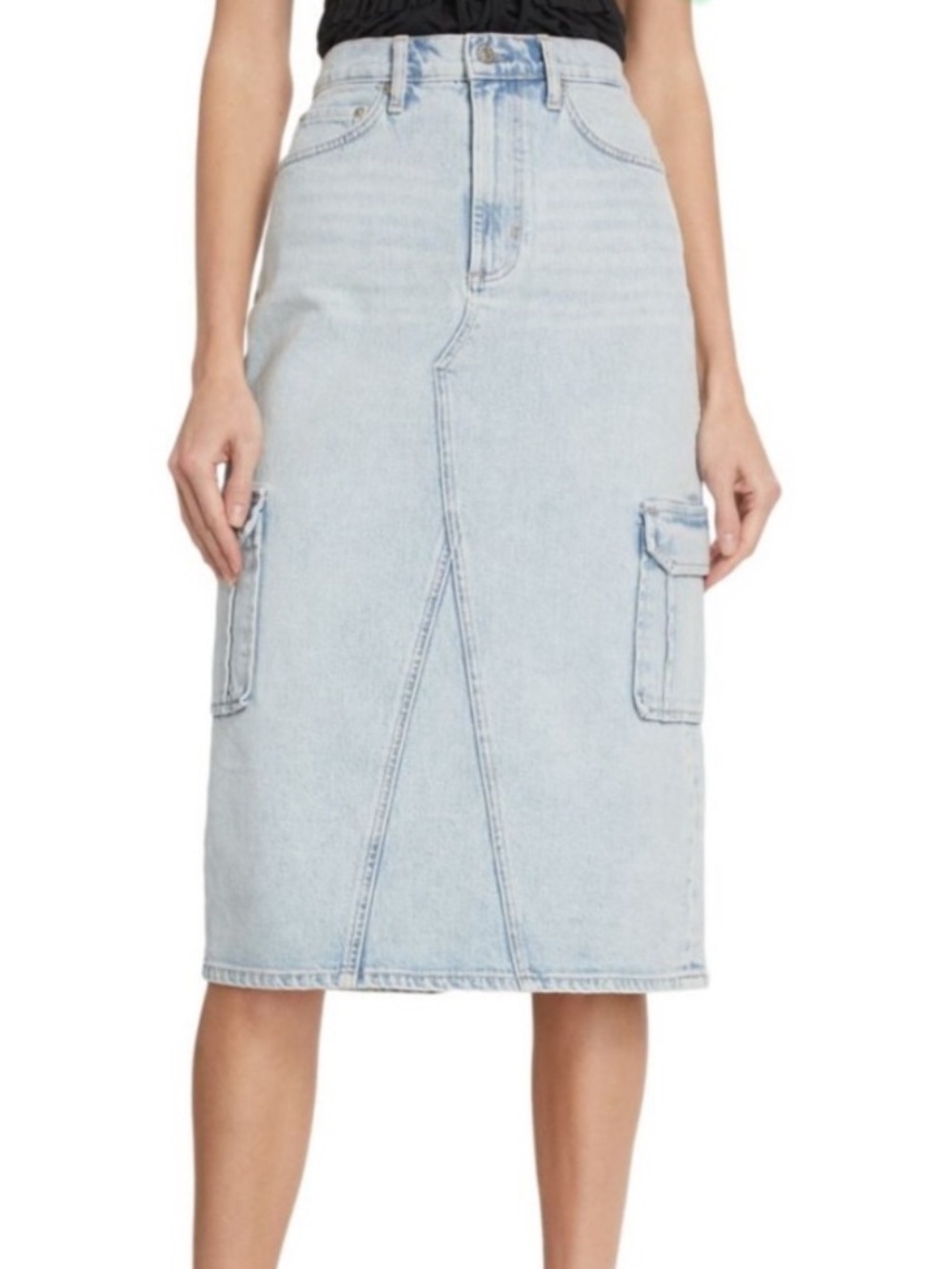 Rails - NWT - Sz 26- Light Indigo Denim Cargo Skirt with Front Panel Stitching